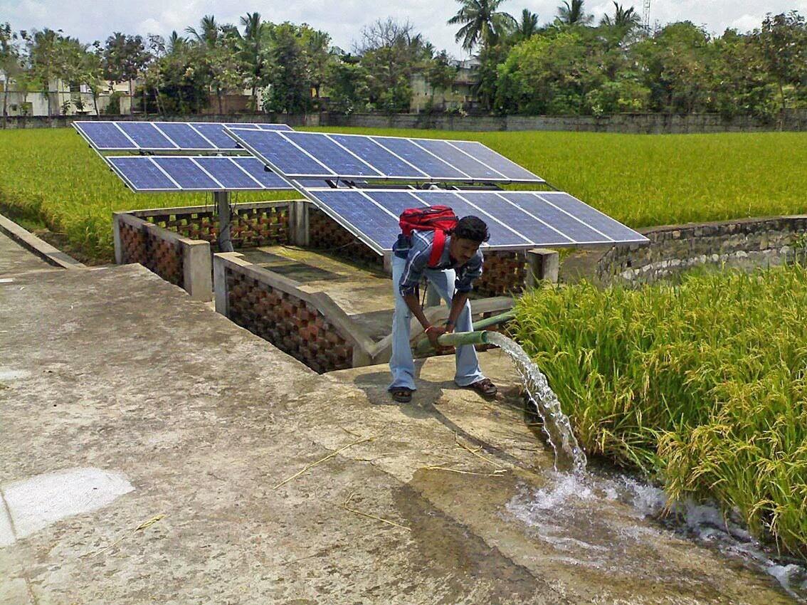 bomba de agua de riego solar